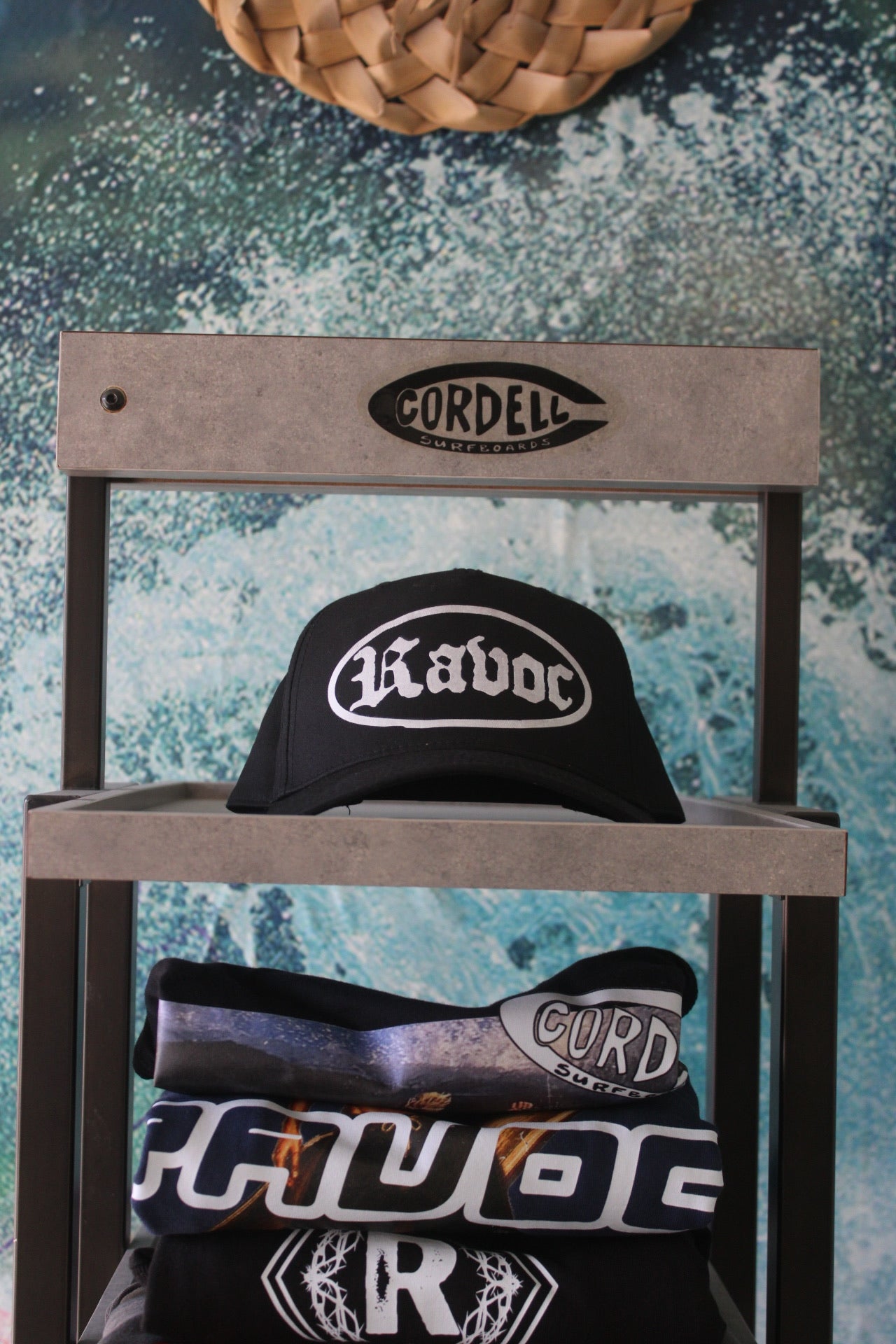 BLACK OVAL LOGO HAT